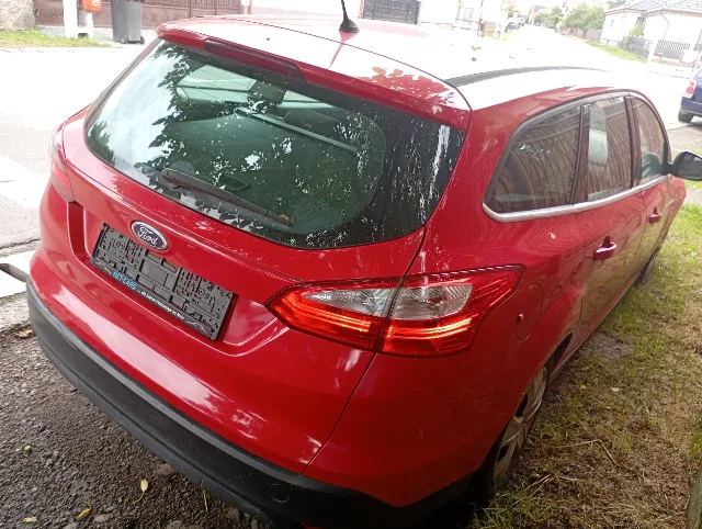 Ford focus mk3 2013 – fotografia 3 din 8