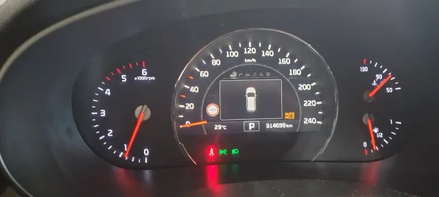 KIA Sorento Full Platinum 4x4 Trapa Automata Fără Adblue Nu Schimb Mercedes Renault Dacia Fiat Peugeot Skoda Citroen BMW audi Mazda Suzuki Toyota Peugeot  Ford Peugeot Seat Audi Volkswagen Opel Byd – fotografia 3 din 8
