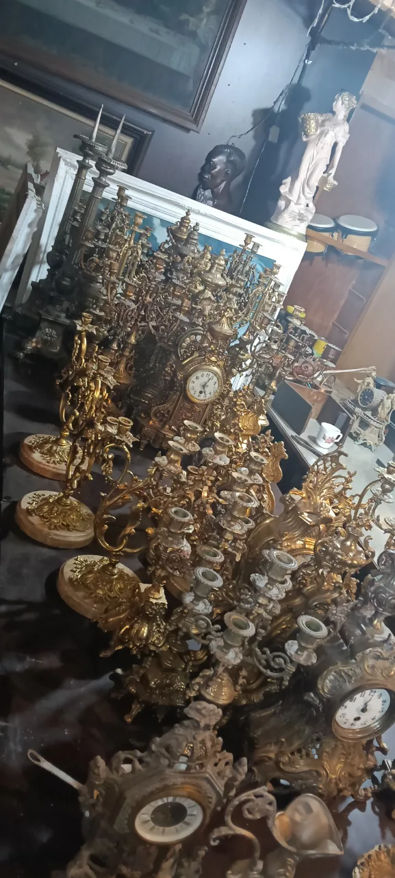 de vînzare multe vechituri antichități foarte multe – fotografia 3 din 8