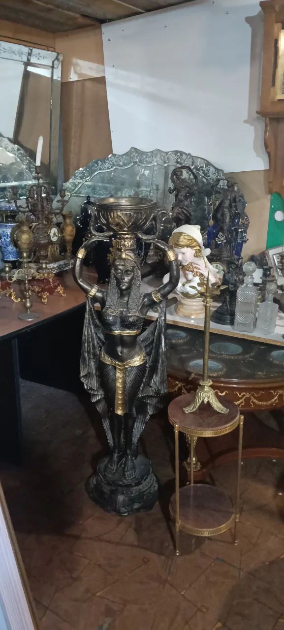 de vînzare multe vechituri antichități foarte multe – fotografia 7 din 8