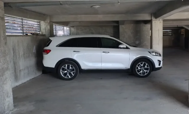 KIA Sorento Full Platinum 4x4 Trapa Automata Fără Adblue Nu Schimb Mercedes Renault Dacia Fiat Peugeot Skoda Citroen BMW audi Mazda Suzuki Toyota Peugeot  Ford Peugeot Seat Audi Volkswagen Opel Byd – fotografia 2 din 8
