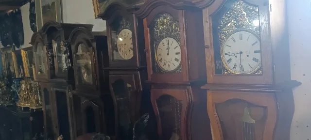 de vînzare multe vechituri antichități foarte multe – fotografia 2 din 8