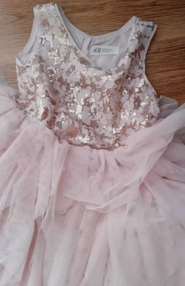 Rochiță cu paiete H&M 6-7ani – fotografia 4 din 4