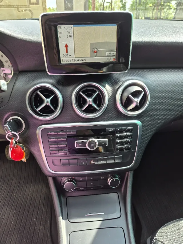 Mercedes A class – fotografia 5 din 8
