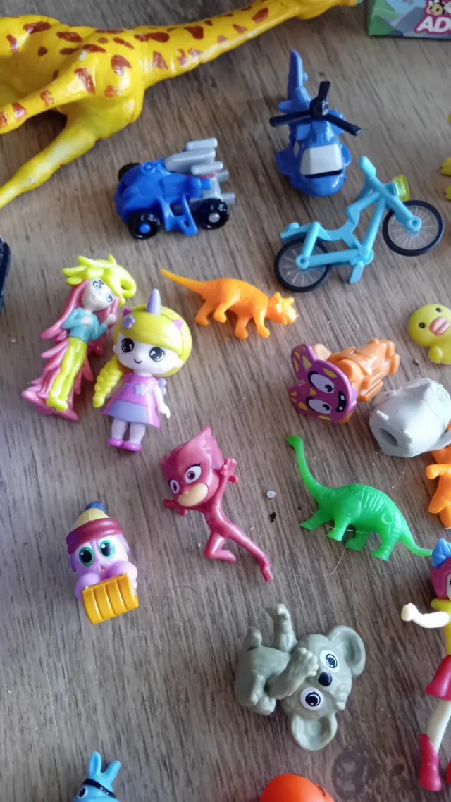 Lot Figurine diverse – fotografia 5 din 6