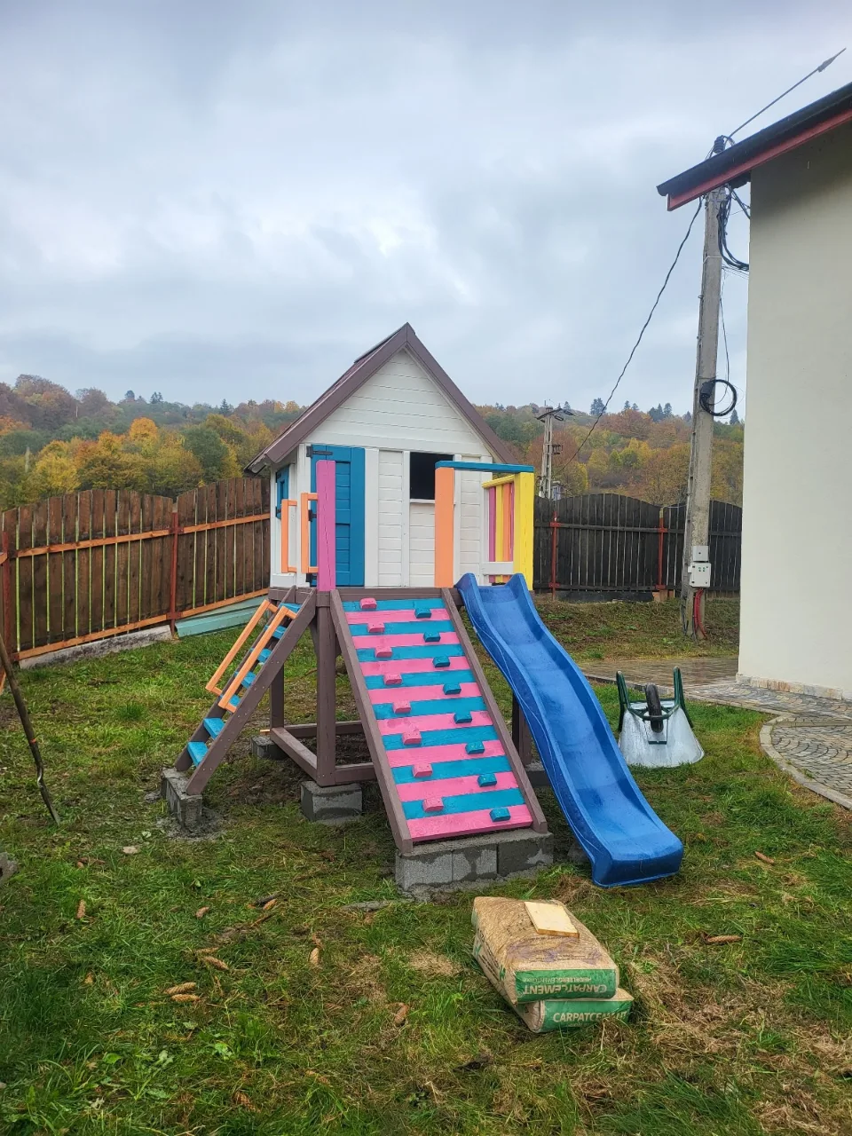 Mobilier de gradina, locuri de joacă si alte produse din lemn masiv – Covasna, Covasna