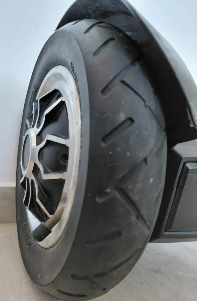 hoverboard cu roti gonflabile – fotografia 8 din 8