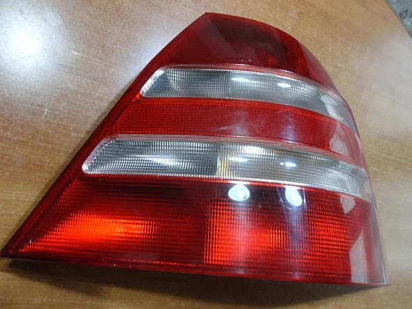 Set lampi stopuri spate Mercedes S 3200 – fotografia 3 din 5