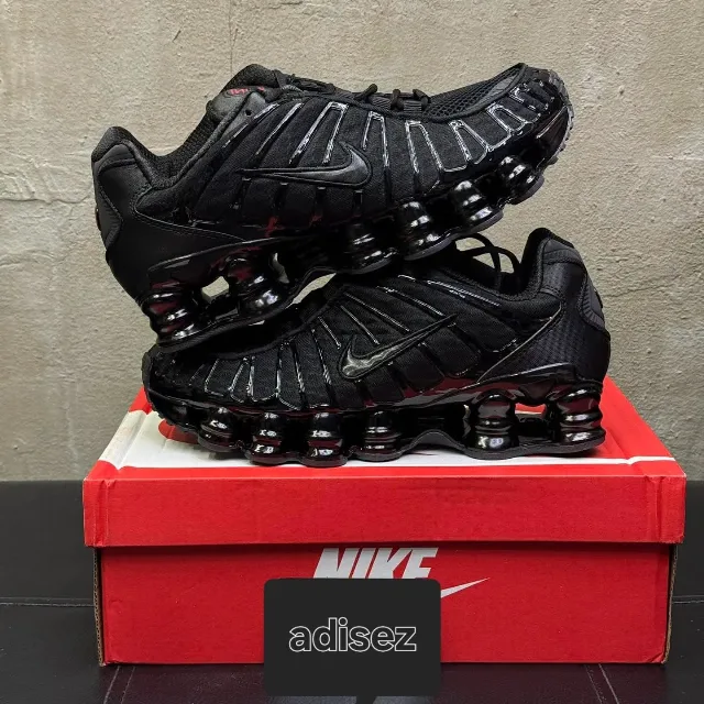 Adidasi Nike Shox TL – Sector 2, București