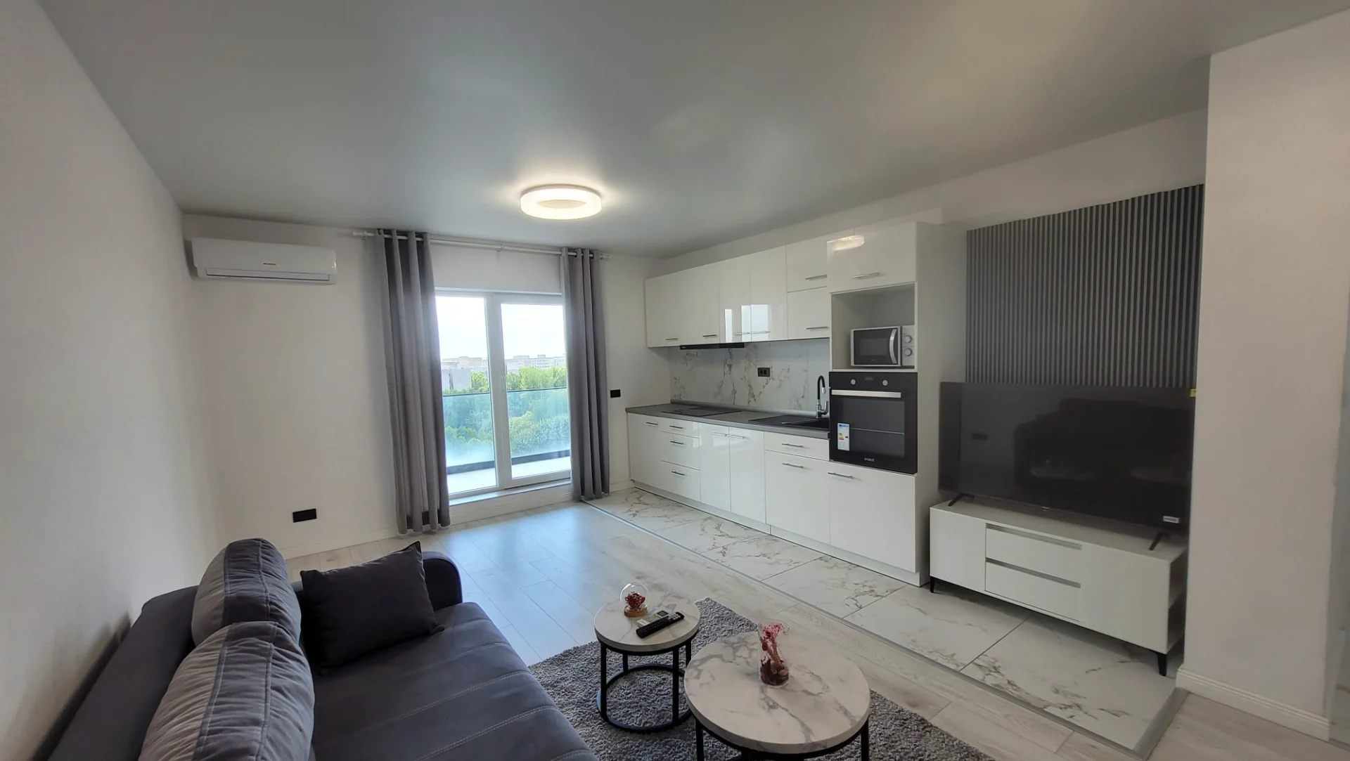 Apartament Emil Racovita – fotografia 1 din 6