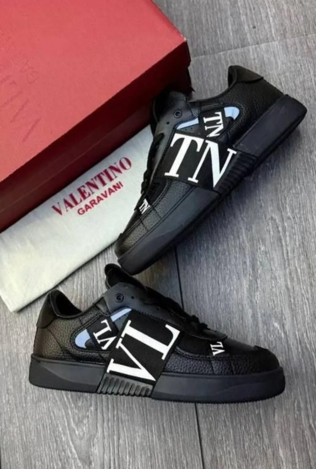 VALENTINO VL7N LOW-TOP SNEAKERS BLACK – fotografia 1 din 3