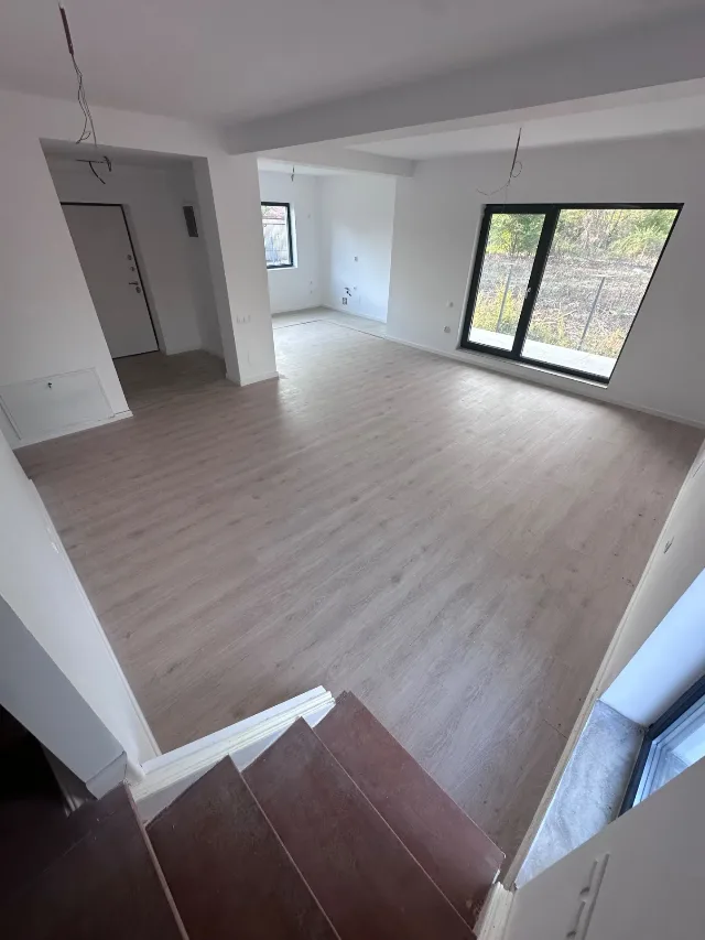Vânzare direct proprietar Duplex Corbeanca centru – fotografia 2 din 8
