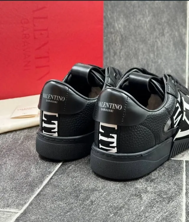 VALENTINO VL7N LOW-TOP SNEAKERS BLACK – fotografia 3 din 3