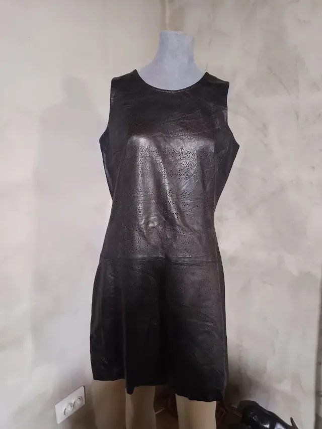 Rochie din piele naturală de miel 100% MILESTONE – Dama (Model perforat premium – fotografia 1 din 5