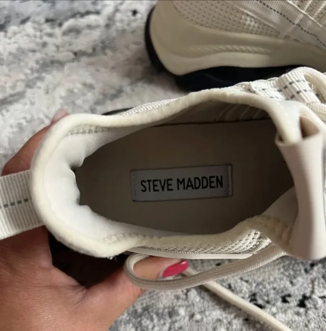Pantofi sport Steve Maden purtați o singura data – fotografia 3 din 5