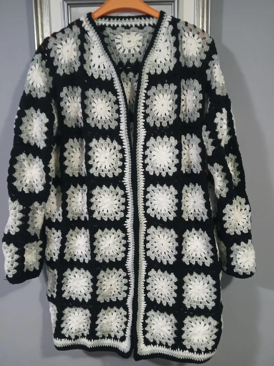 cardigan crosetat manu6 – Bârlad, Vaslui