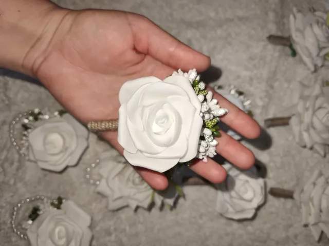 Accesorii elegante pentru nuntă – fotografia 5 din 7