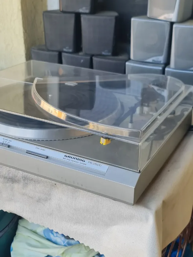 Pick-up Grundig ps 2500 – fotografia 1 din 5
