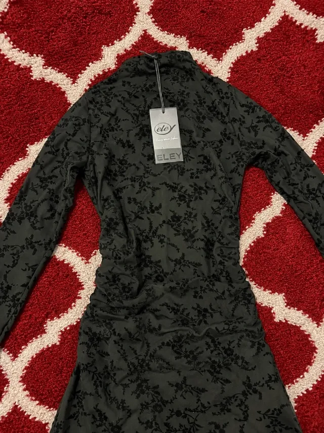 Rochie neagră Eley cu imprimeu floral – nouă cu etichetă – fotografia 2 din 6