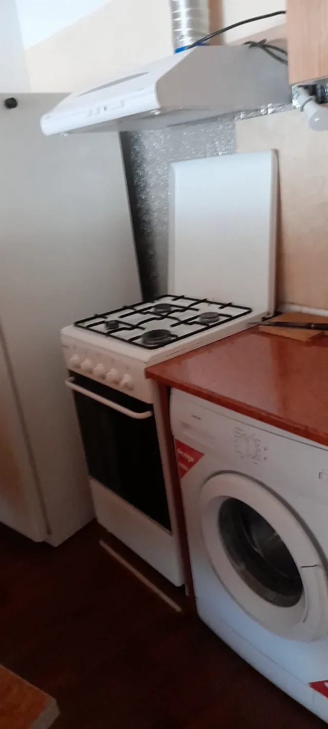 Închiriez cameră cu baie proprie in vila la curte – fotografia 8 din 8