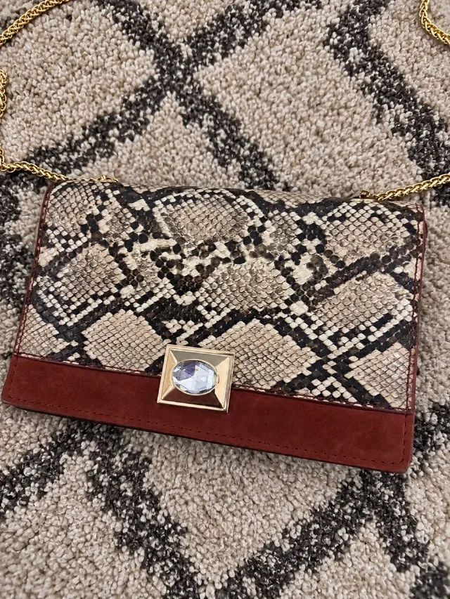 Poșetă de umăr Zara cu imprimeu snake – bordo/maro – fotografia 3 din 8
