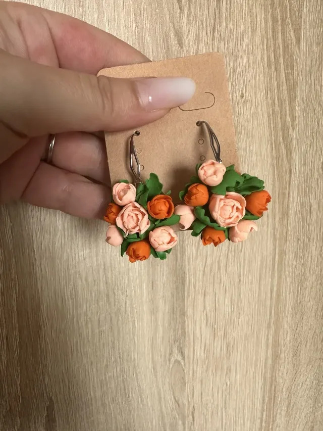 Cercei florali buchetel – fotografia 1 din 6