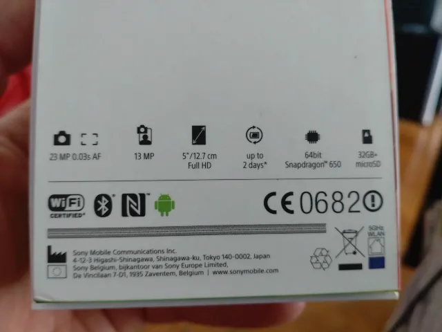 SONY XPERIA X model F5121 – fotografia 8 din 8