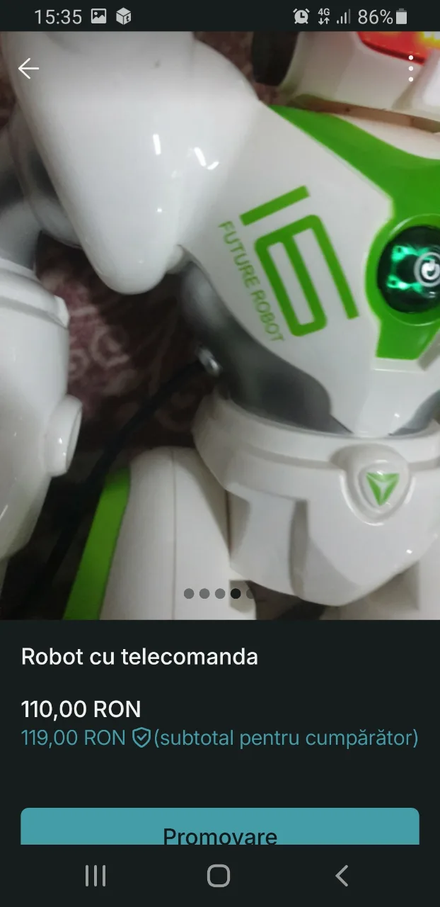 robot inteligent – fotografia 2 din 5