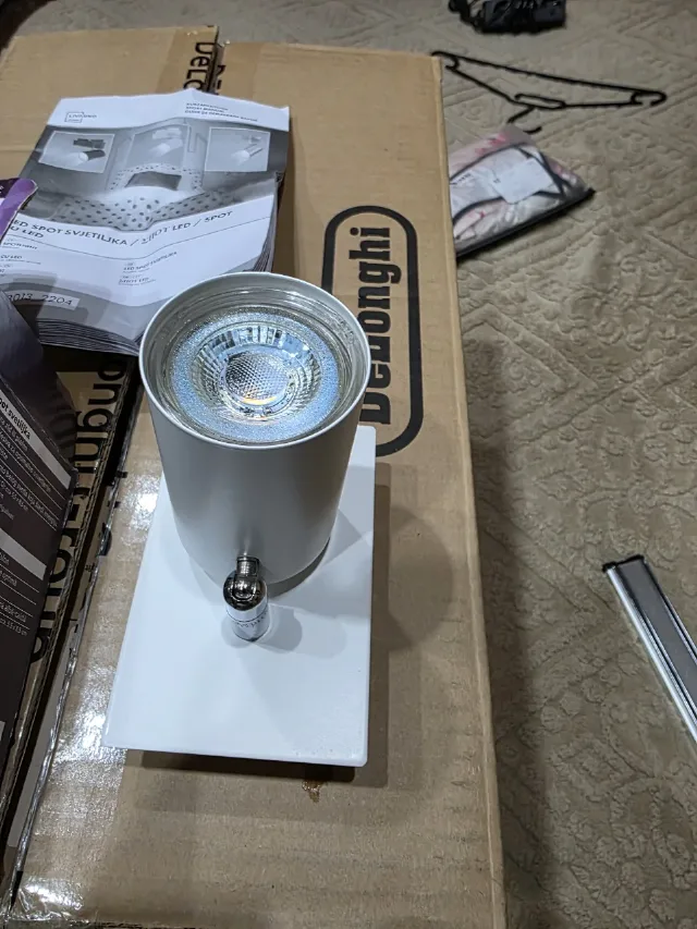 Aplica Led de perete. – fotografia 2 din 4