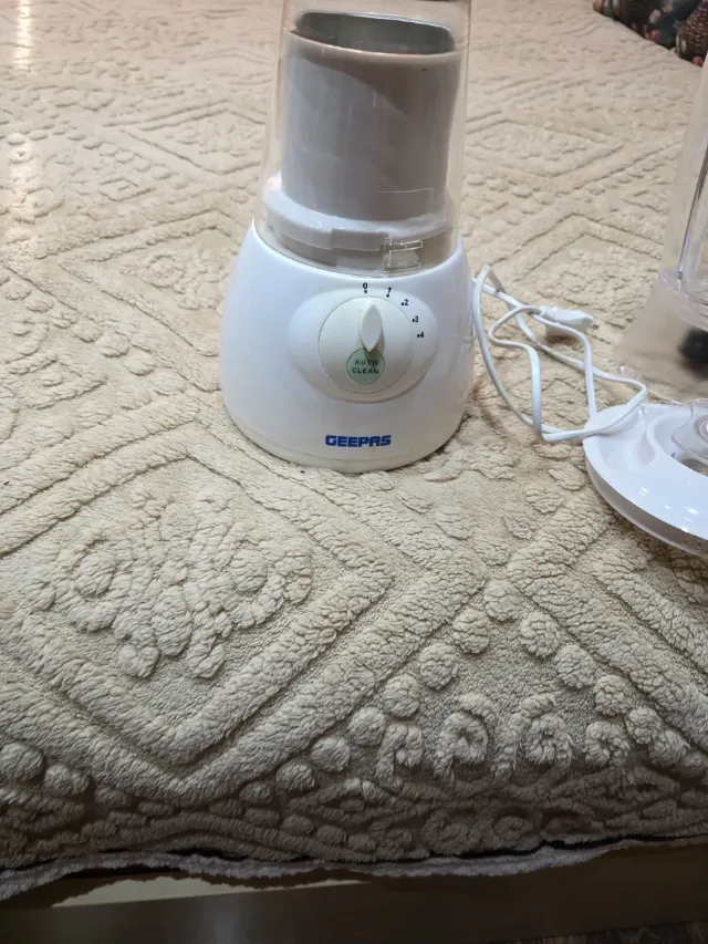 Blender Geepas 300w. – fotografia 2 din 5