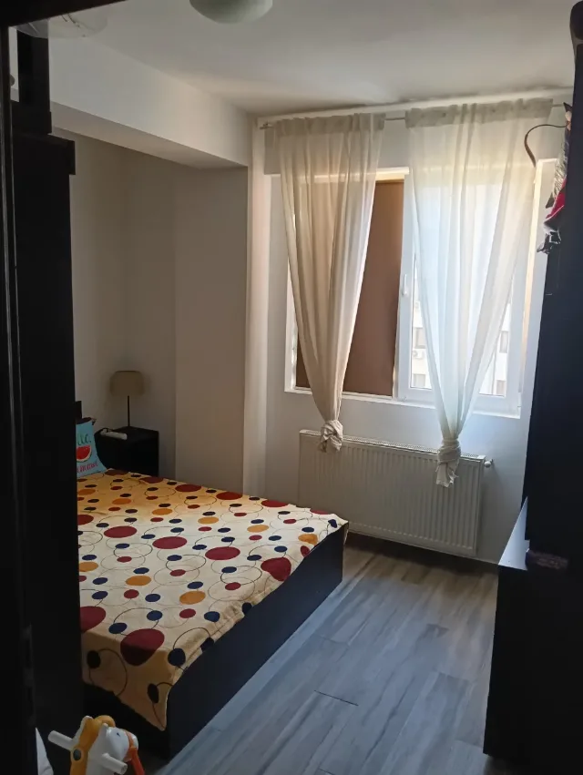 DE ÎNCHIRIAT APARTAMENT DOUA CAMERE – fotografia 1 din 8