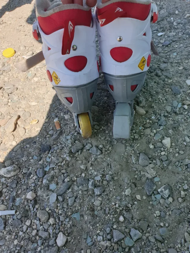 rolede copii purtate în stare bună – fotografia 3 din 4