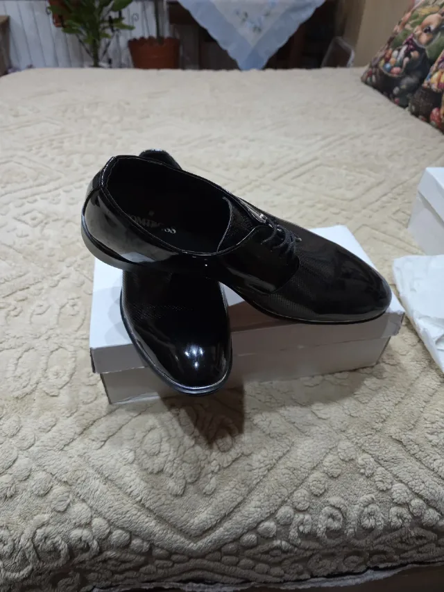 Pantofi lacuiti piele artificiala. – fotografia 2 din 4