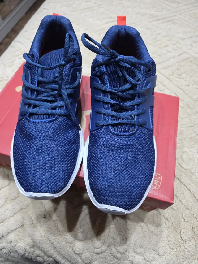 Sneakers barbati – fotografia 1 din 3