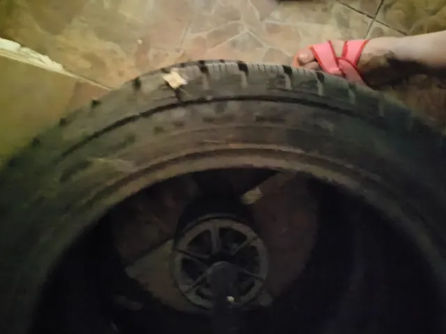 Cauciucuri auto iarna noi 2 buc 225/45 R17 – fotografia 3 din 4