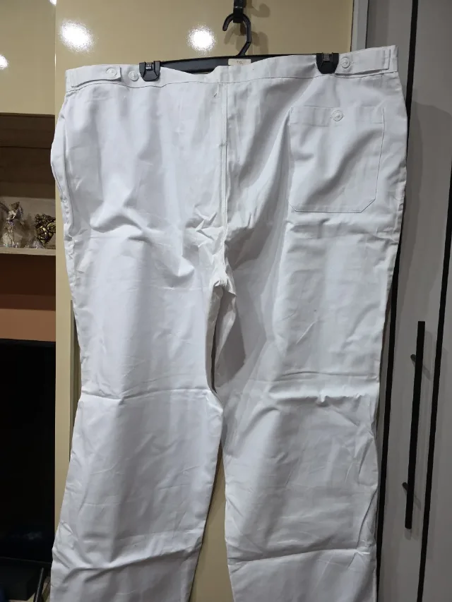 Costum bucatar nou din 2 piese. – fotografia 8 din 8