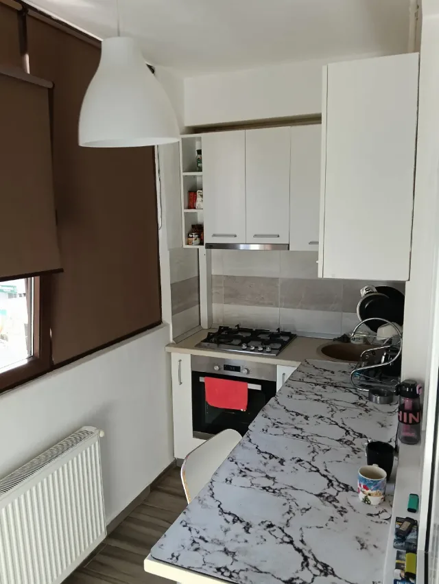 DE ÎNCHIRIAT APARTAMENT DOUA CAMERE – fotografia 3 din 8