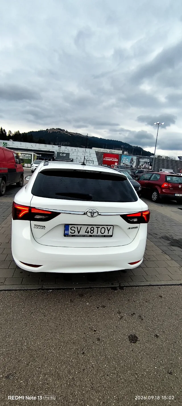 Toyota Avensis III Business Edition – fotografia 2 din 8