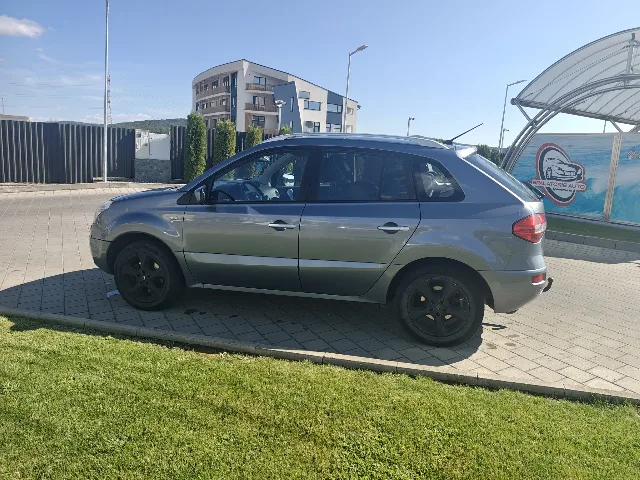 vând Renault koleos 2.0 dci, 4x4, automat ,bose – fotografia 5 din 8