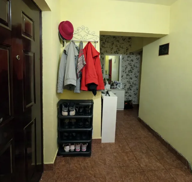 Apartament cu două camere (vând sau schimb cu casă) – fotografia 5 din 7