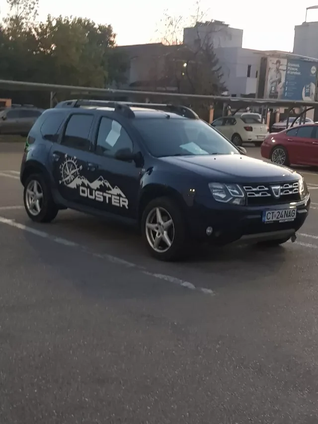Dacia Duster 2015 4x4 – fotografia 8 din 8