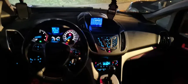 vând Ford focus grand c-max , 2.0 tdci , automat , titanium – fotografia 2 din 8