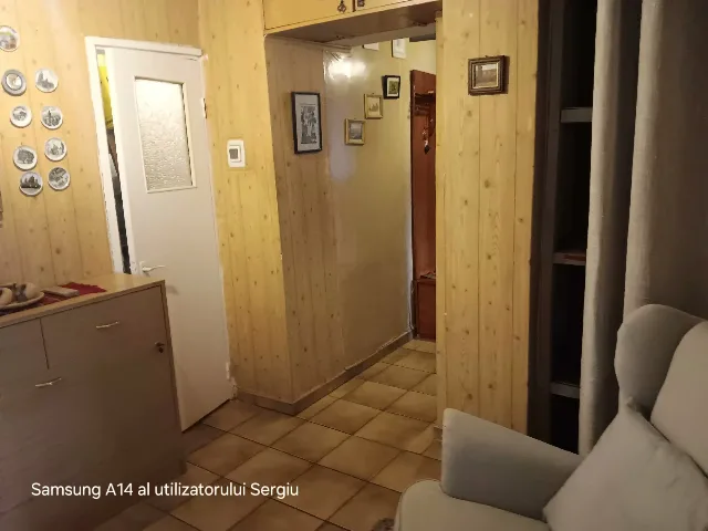 Podu Ros Palas apartament 3 camere decomandat 70 mp cu CT – fotografia 7 din 8