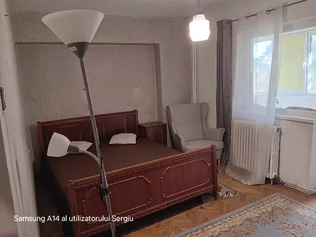 Podu Ros Palas apartament 3 camere decomandat 70 mp cu CT – fotografia 4 din 8