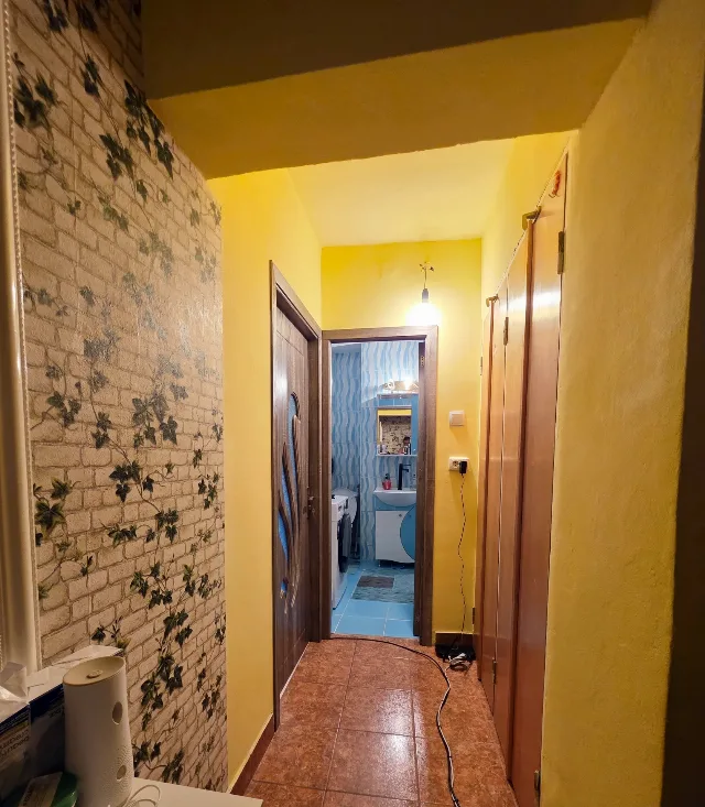 Apartament cu două camere (vând sau schimb cu casă) – fotografia 6 din 7