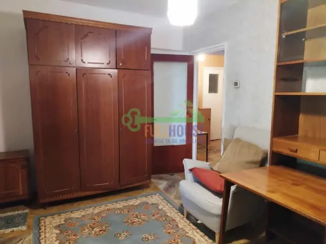 Podu Ros Palas apartament 3 camere decomandat 70 mp cu CT – fotografia 8 din 8