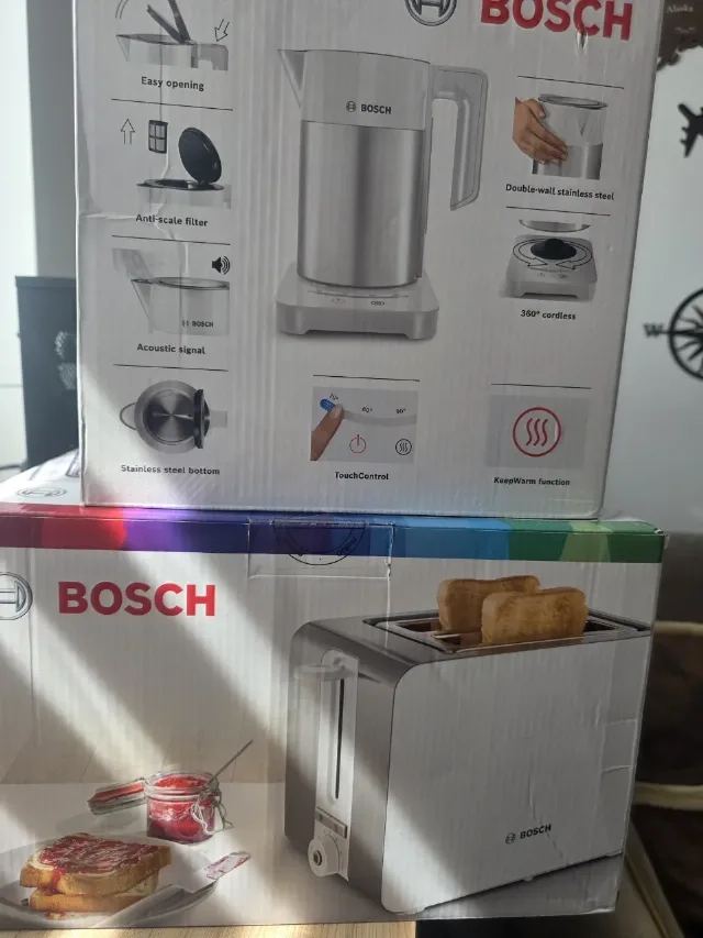 BOSCH Toaster si Fierbator de apa culoarea alba noi in cutie – fotografia 4 din 6