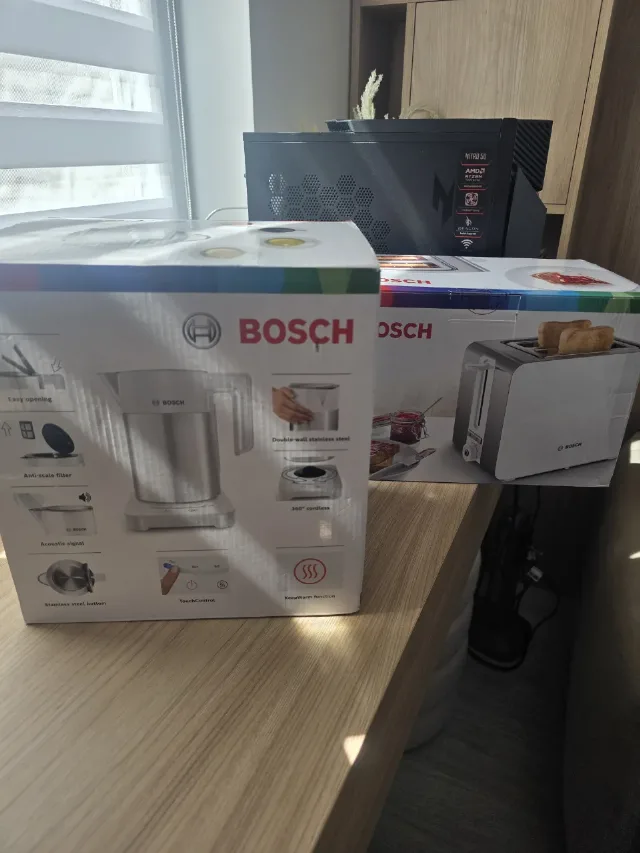 BOSCH Toaster si Fierbator de apa culoarea alba noi in cutie – fotografia 6 din 6