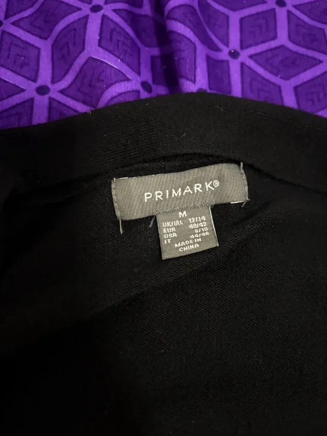 Cardigan negru Primark cu buzunare și nasturi aurii – M – fotografia 4 din 5