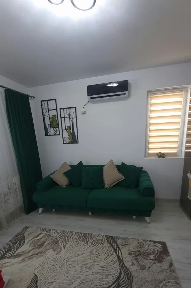 Vînzare apartament – fotografia 1 din 7